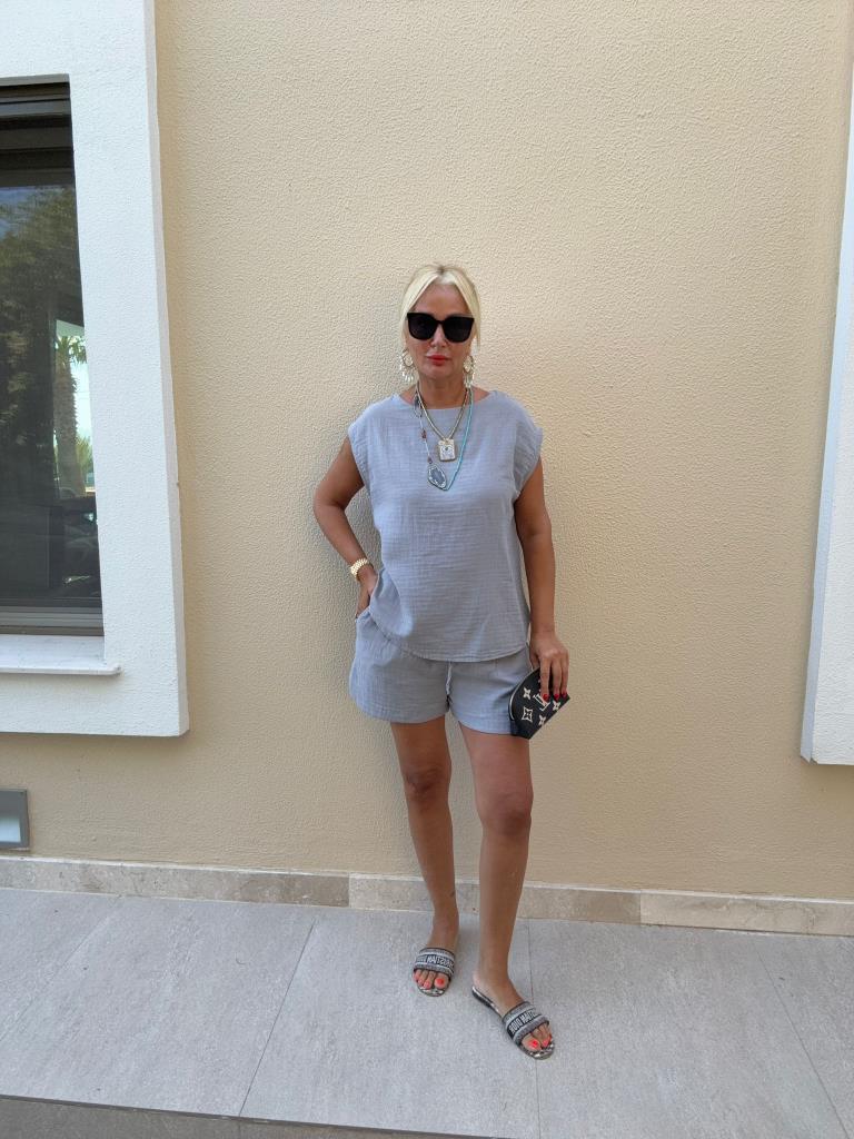 Diles Gri Şortlu Takım