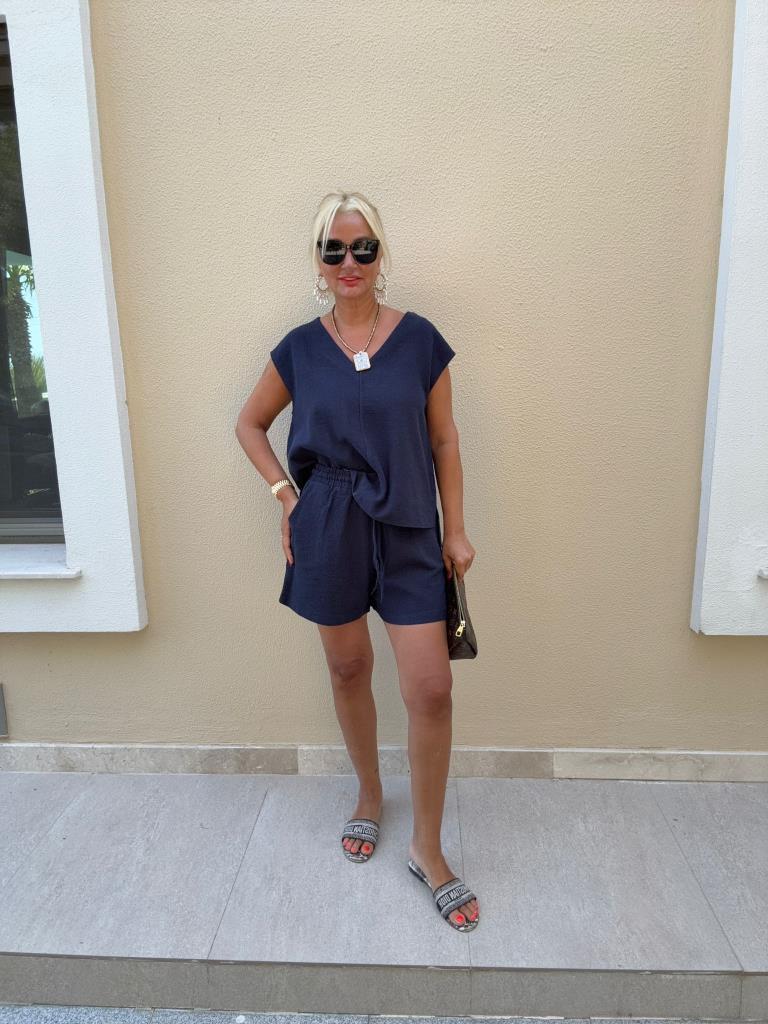 Luxes Lacivert Şortlu Takım