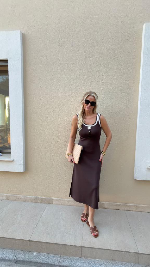 Metro Line Kahve Elbise