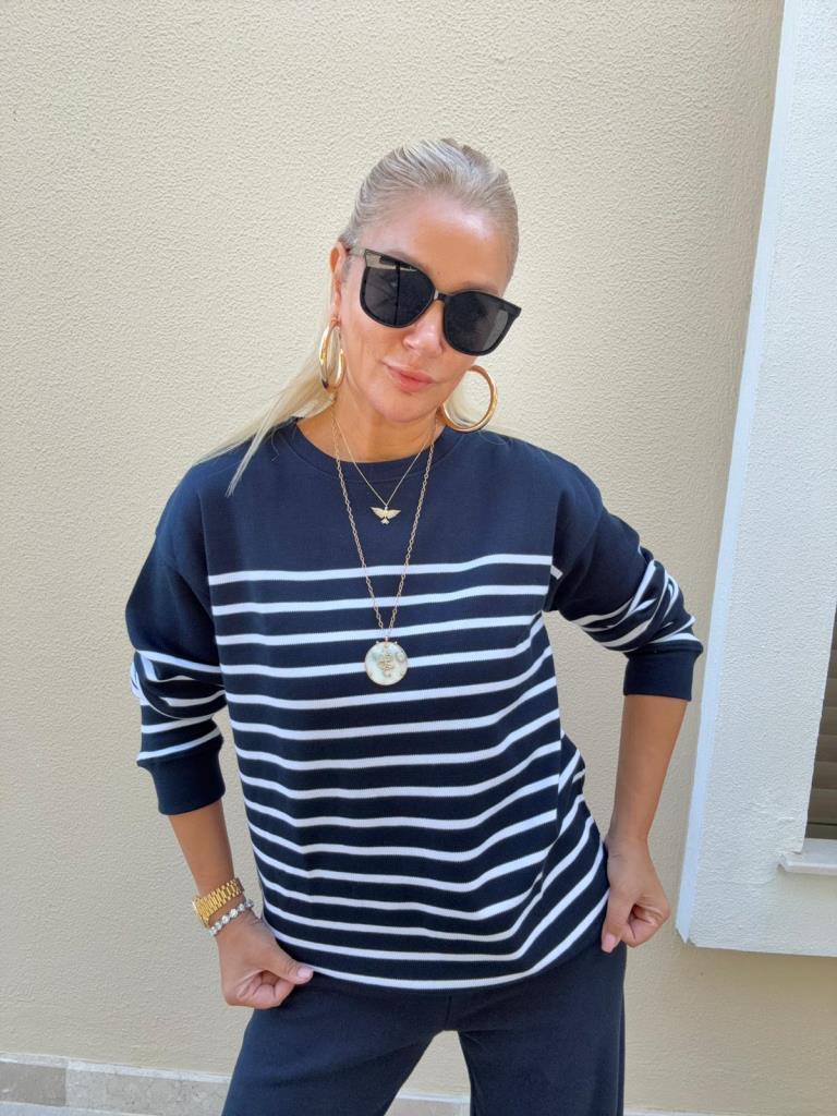 Omle Lacivert Beyaz Çizgili Triko