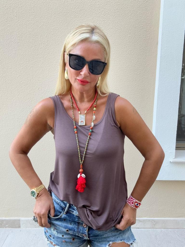 Rolda Kahverengi Atlet