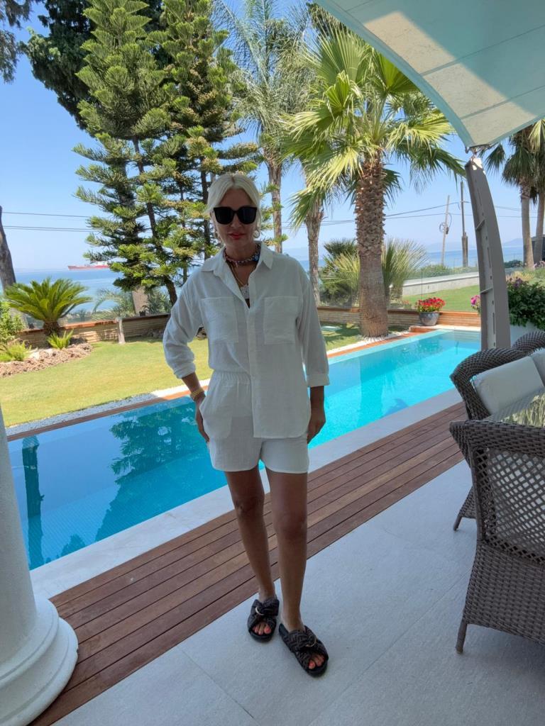 Selka Kadın Ekru Şortlu Takım