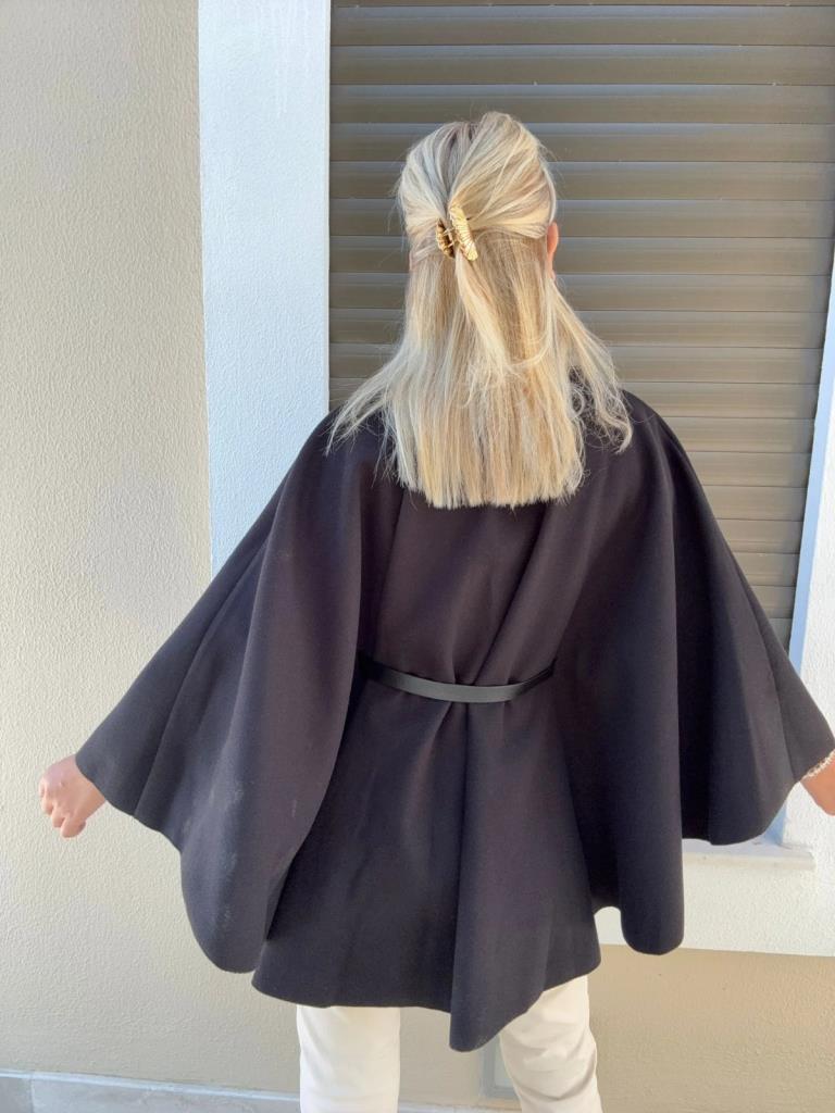 Sowa Siyah Kaşe Panço