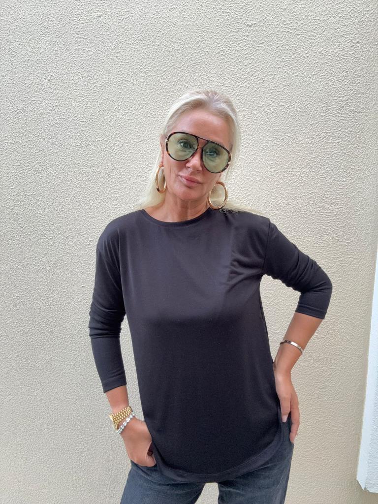 Zuby Biye Detaylı Siyah Bluz