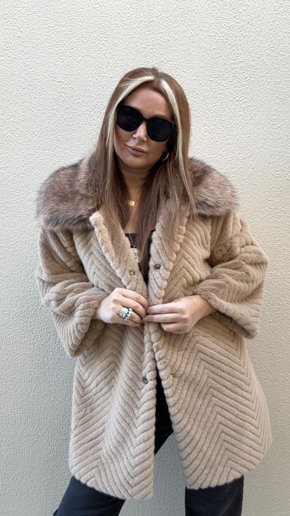 Atred Kadın Camel Kürklü Kaban