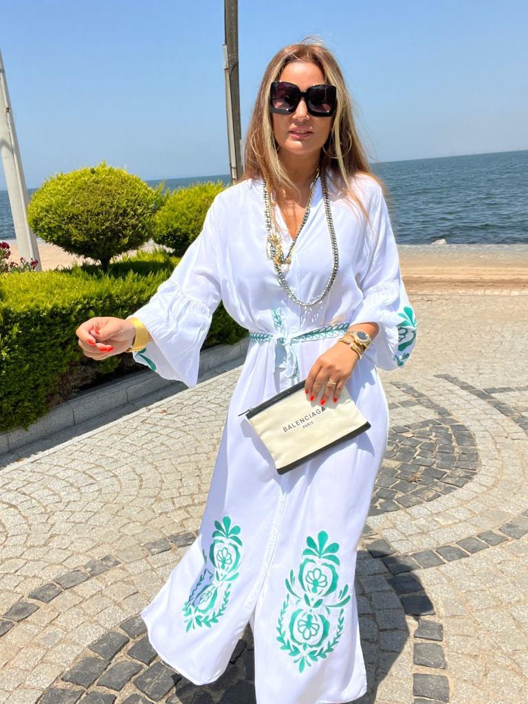 Lalisa Kadın Beyaz Otantik Desen Elbise