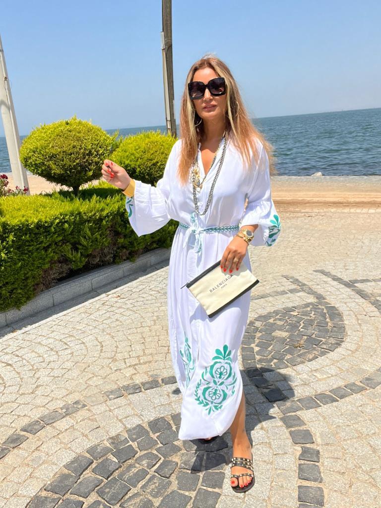 Lalisa Kadın Beyaz Otantik Desen Elbise