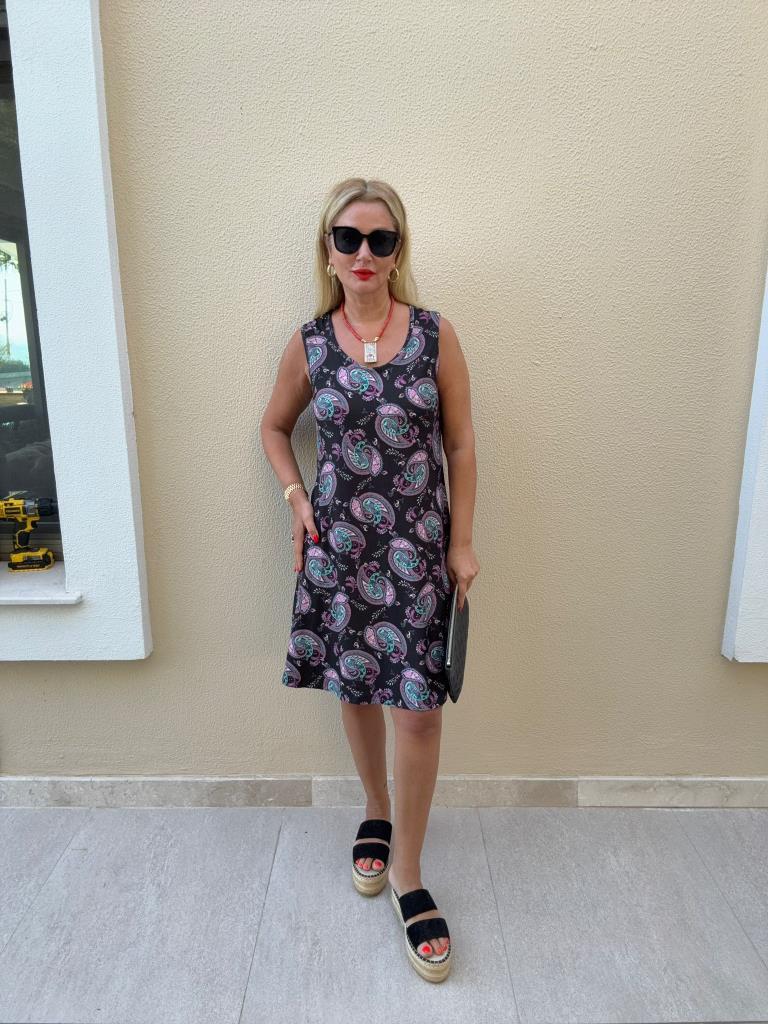 Nelsa Siyah-Mor Desenli Elbise