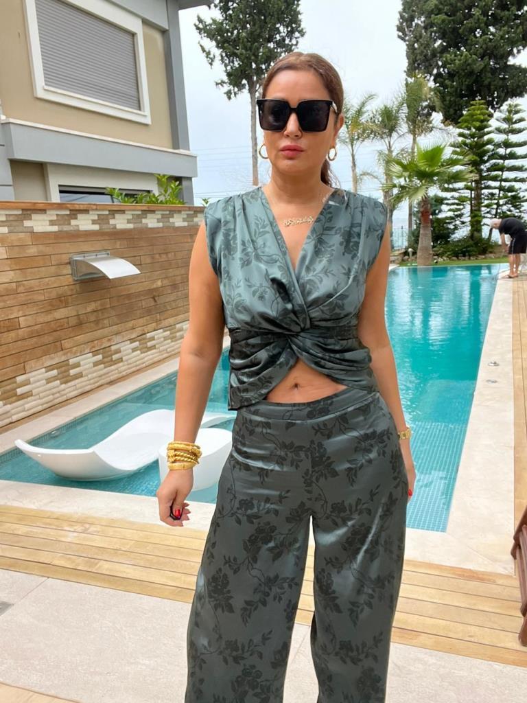 Pelsa Kadın Haki Saten Takım