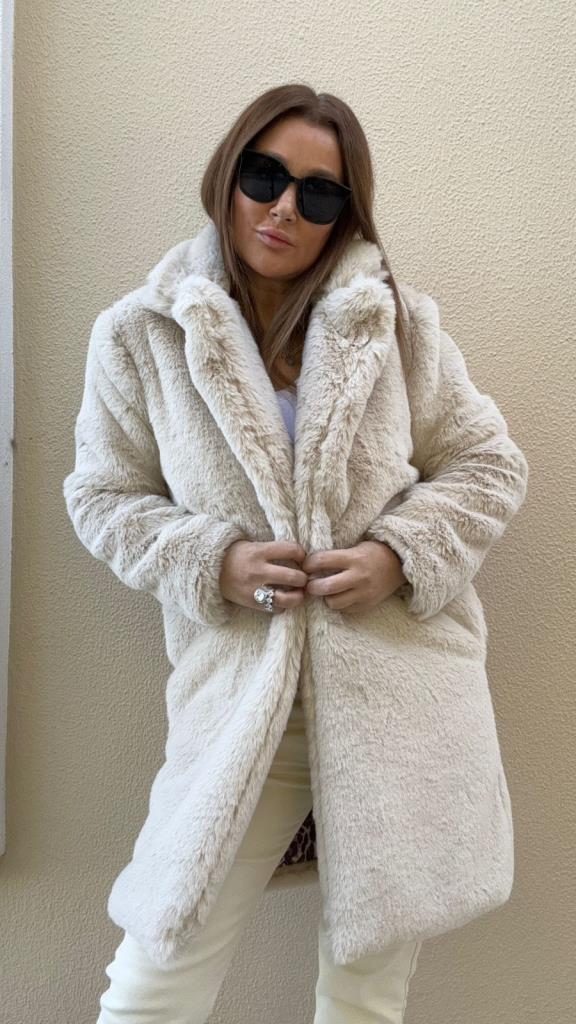 Tatum Taş Rengi Peluş Kaban